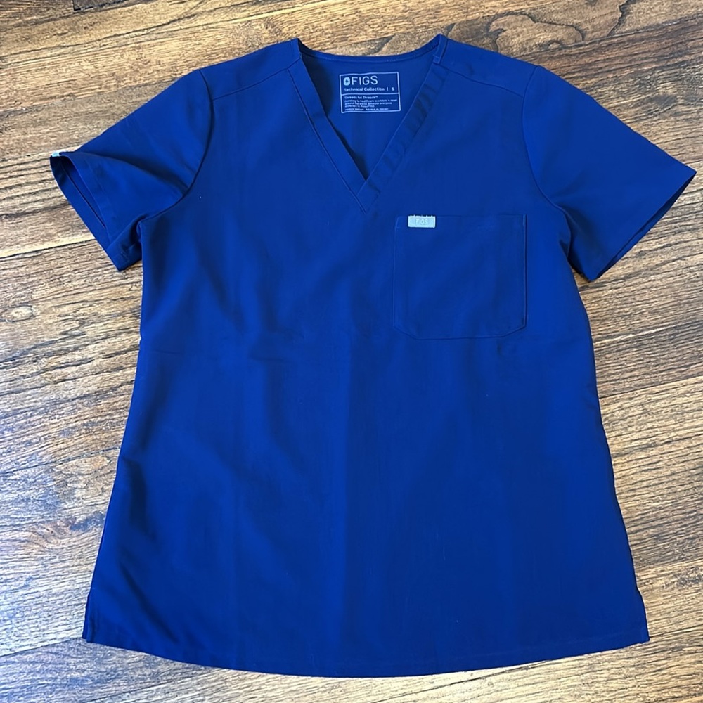 FIGS Navy Scrub set size Small/Small Petite